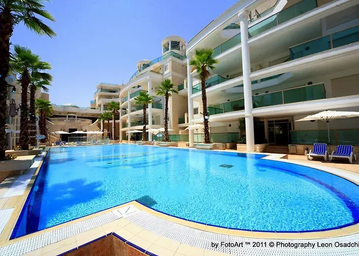 La Palmora Suites